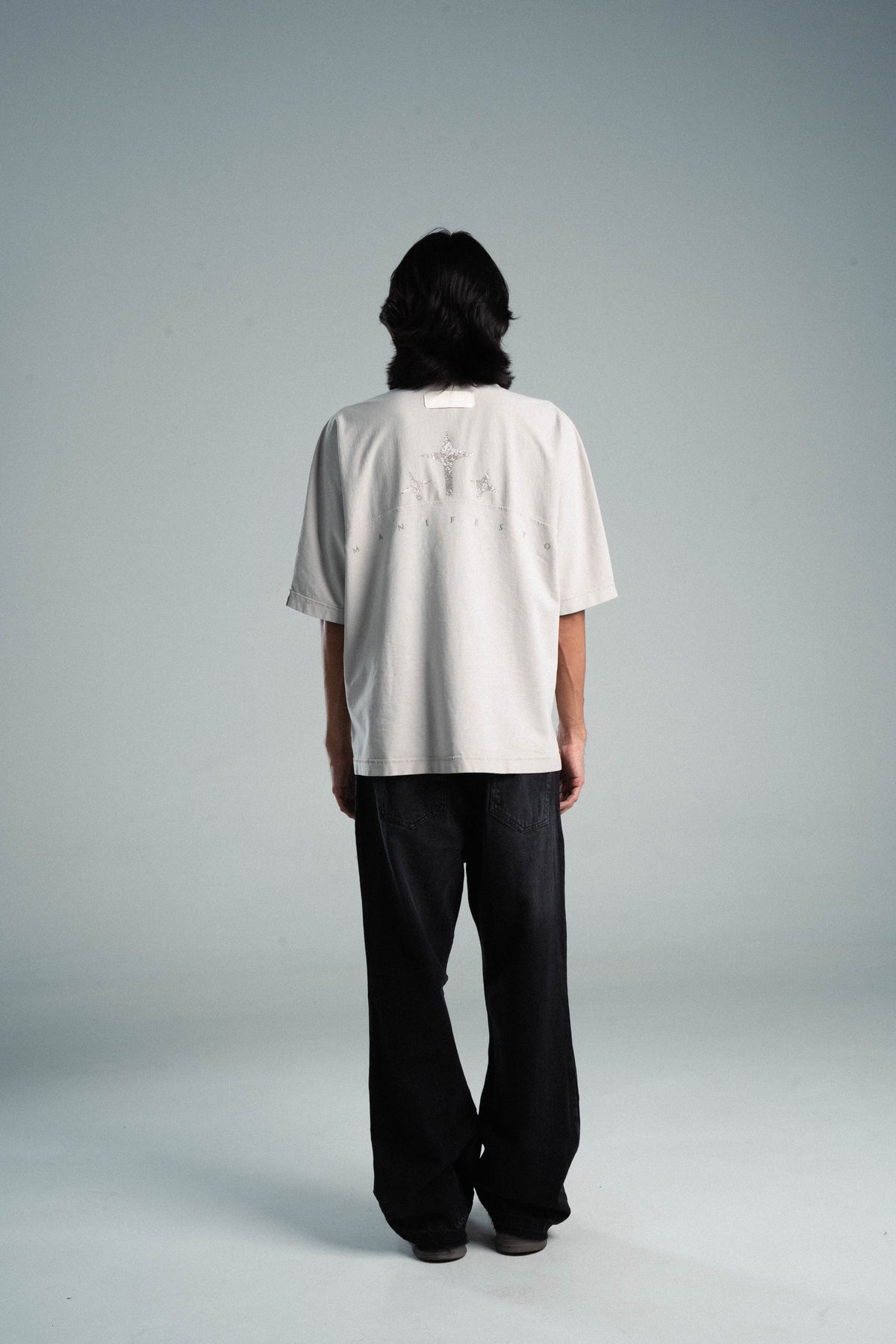 CAMISETA OVERSIZE CRUCETAS MOONBEAN FRAGMENTS