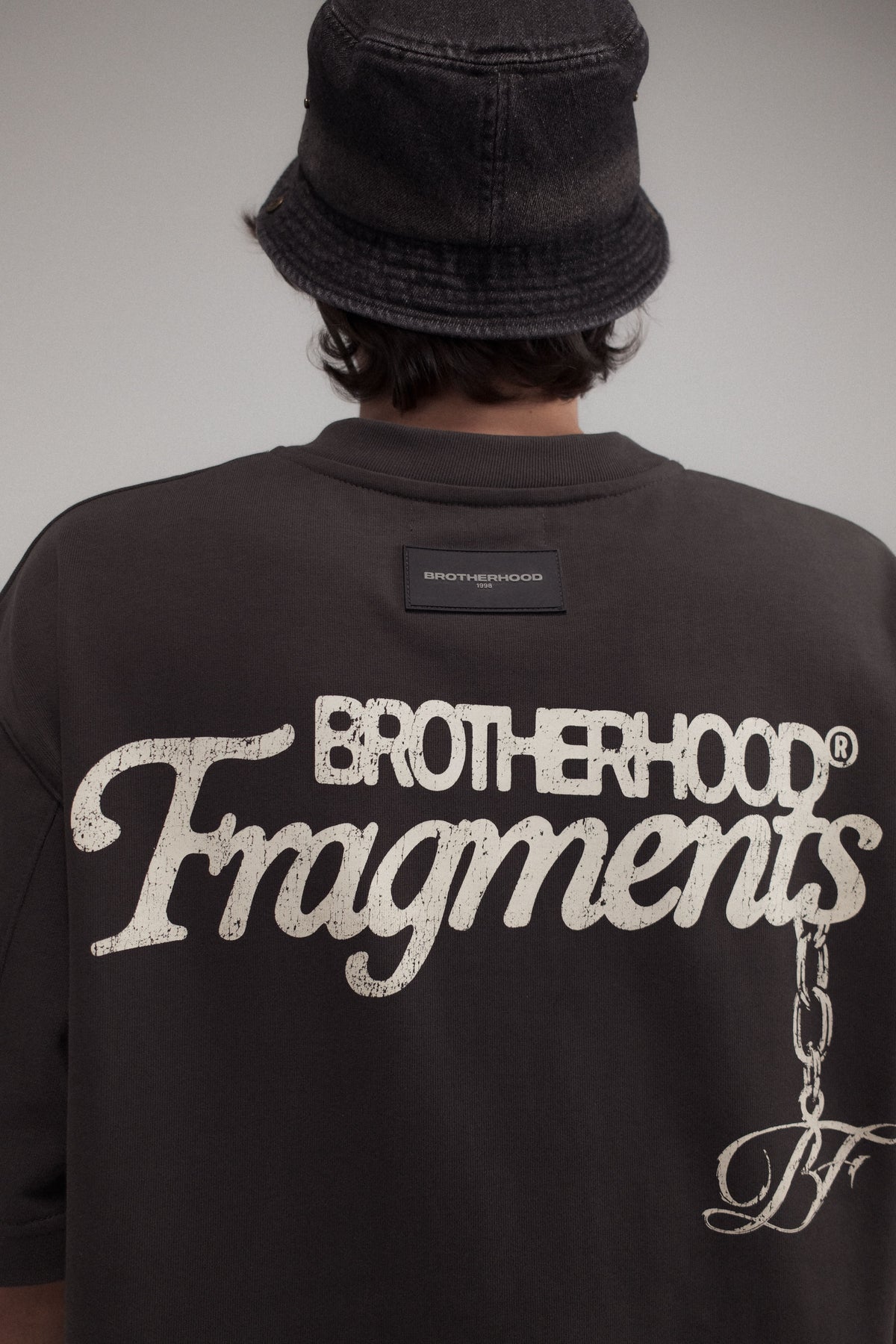 CHAIN OVERSIZED TEE GRAY