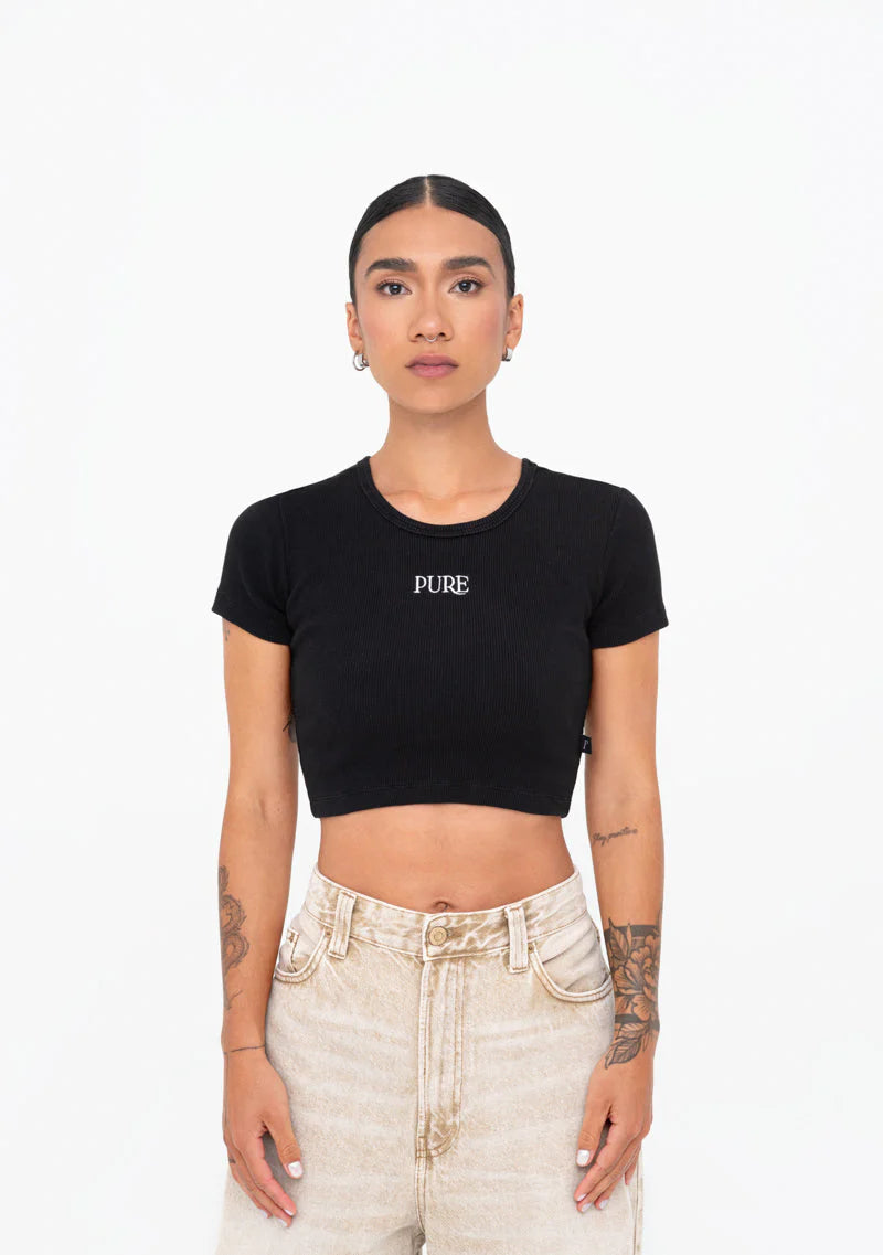 AUREA BLACK CROP TOP