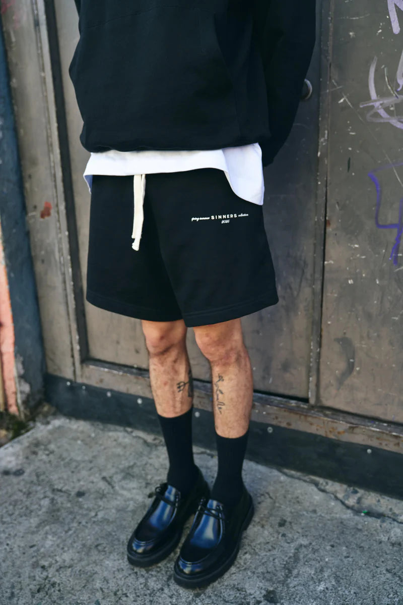GARMENTS SHORTS BLACK