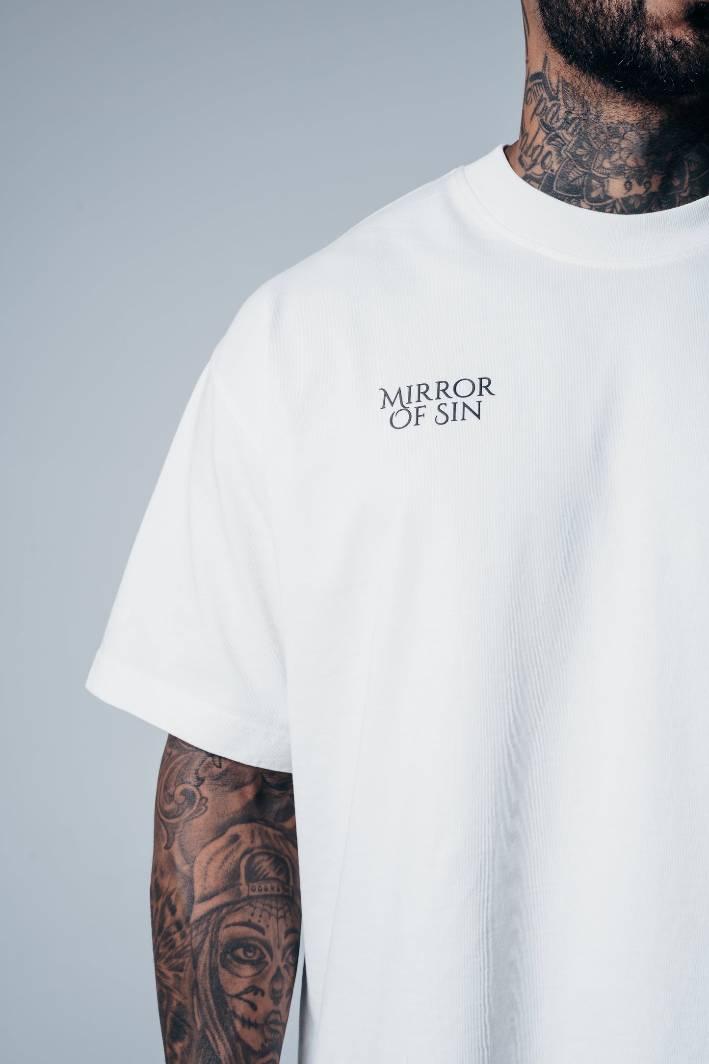 CAMISETA OVERSIZE BÁSICA MOF CRUDA