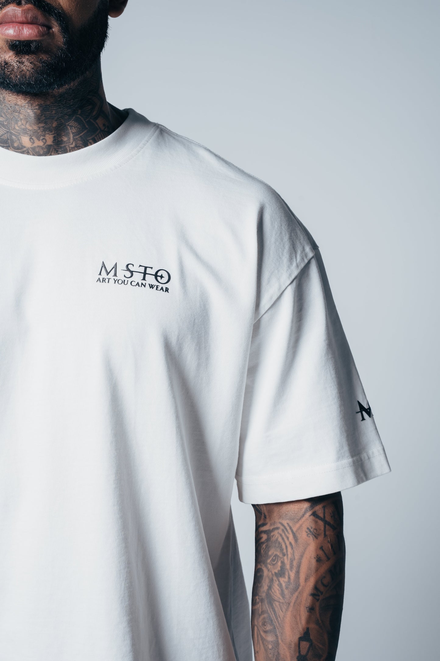 CAMISETA OVERSIZE BÁSICA MOF CRUDA