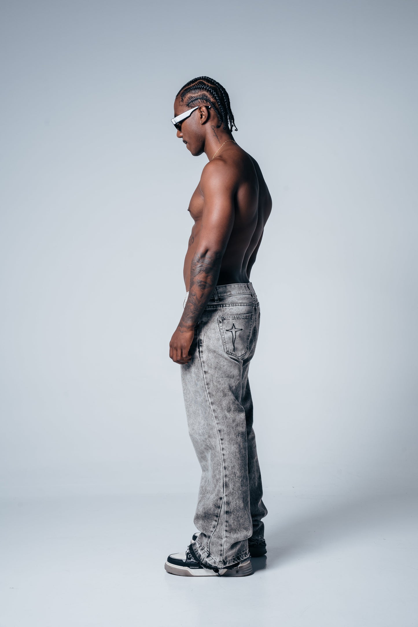 JEAN MIRROR OF SINS MSTO GRIS