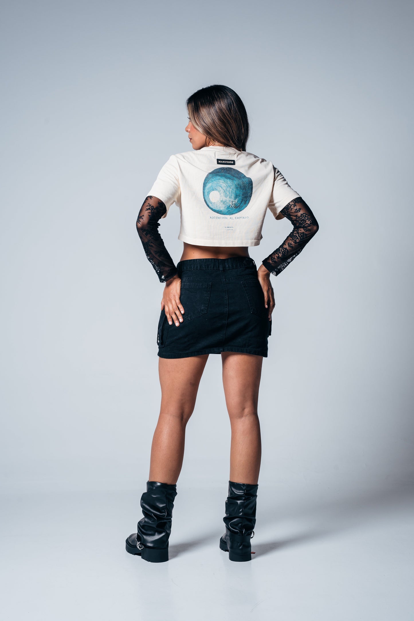 CROP TOP OVERSIZE ASCENSO AL EMPÍREO