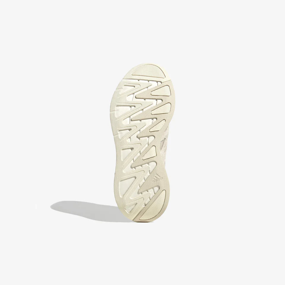 ADIZERO ARUKU W
