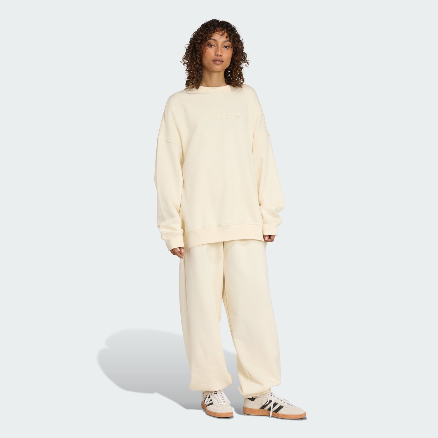 JX3142 ESS LIN PANT BLACRE