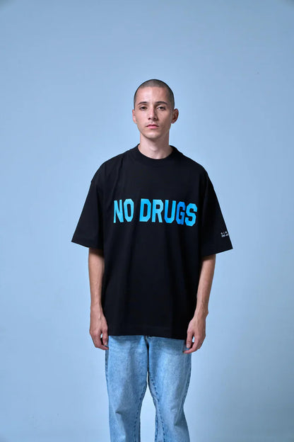 NO DRUGS BLACK T-SHIRT