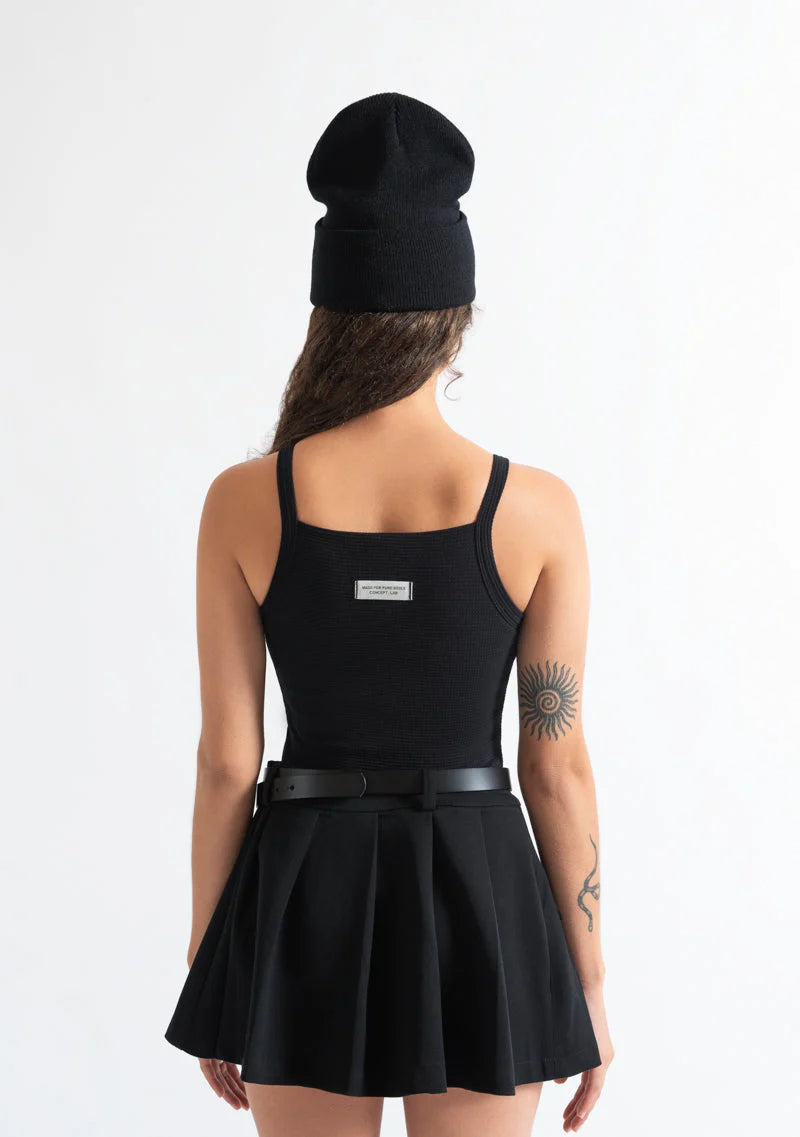 MONCLAIR BLACK CROP TOP