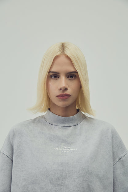 CAMISETA  CROPPED - GRIS