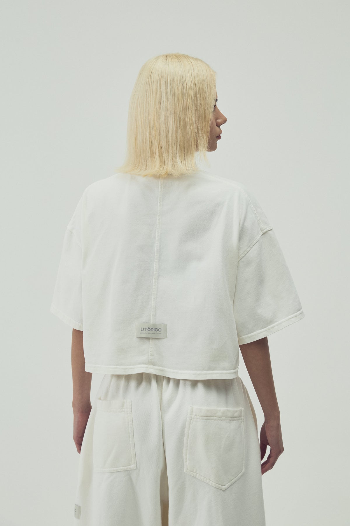 CAMISETA  CROPPED - MARFIL