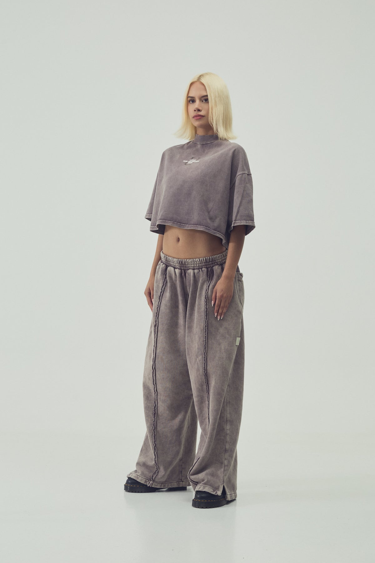 CAMISETA  CROPPED - MOCA