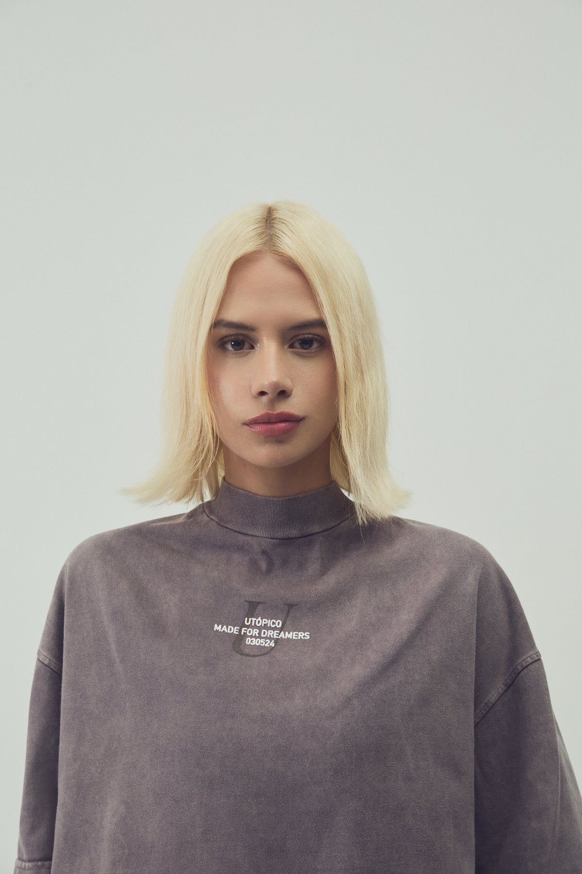 CAMISETA  CROPPED - MOCA