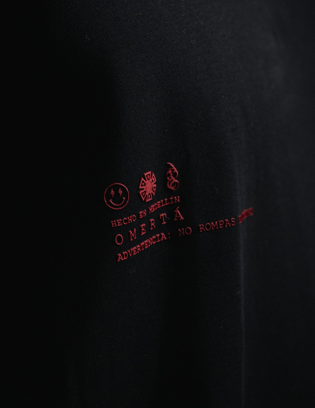 T-SHIRT NEGRO J BALVIN
