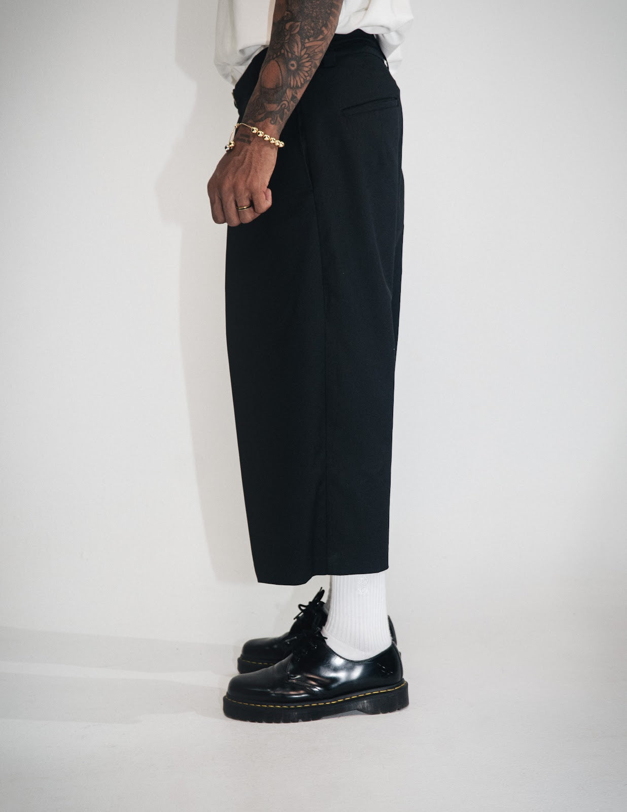 JORT NEGRO J BALVIN