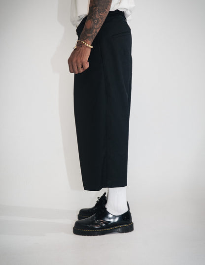 JORT NEGRO J BALVIN