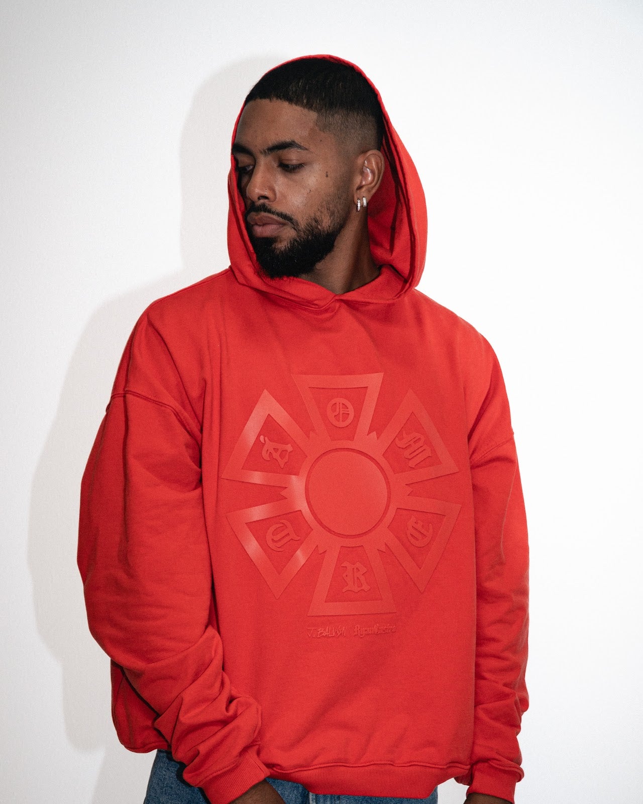 HOODIE ROJO J BALVIN